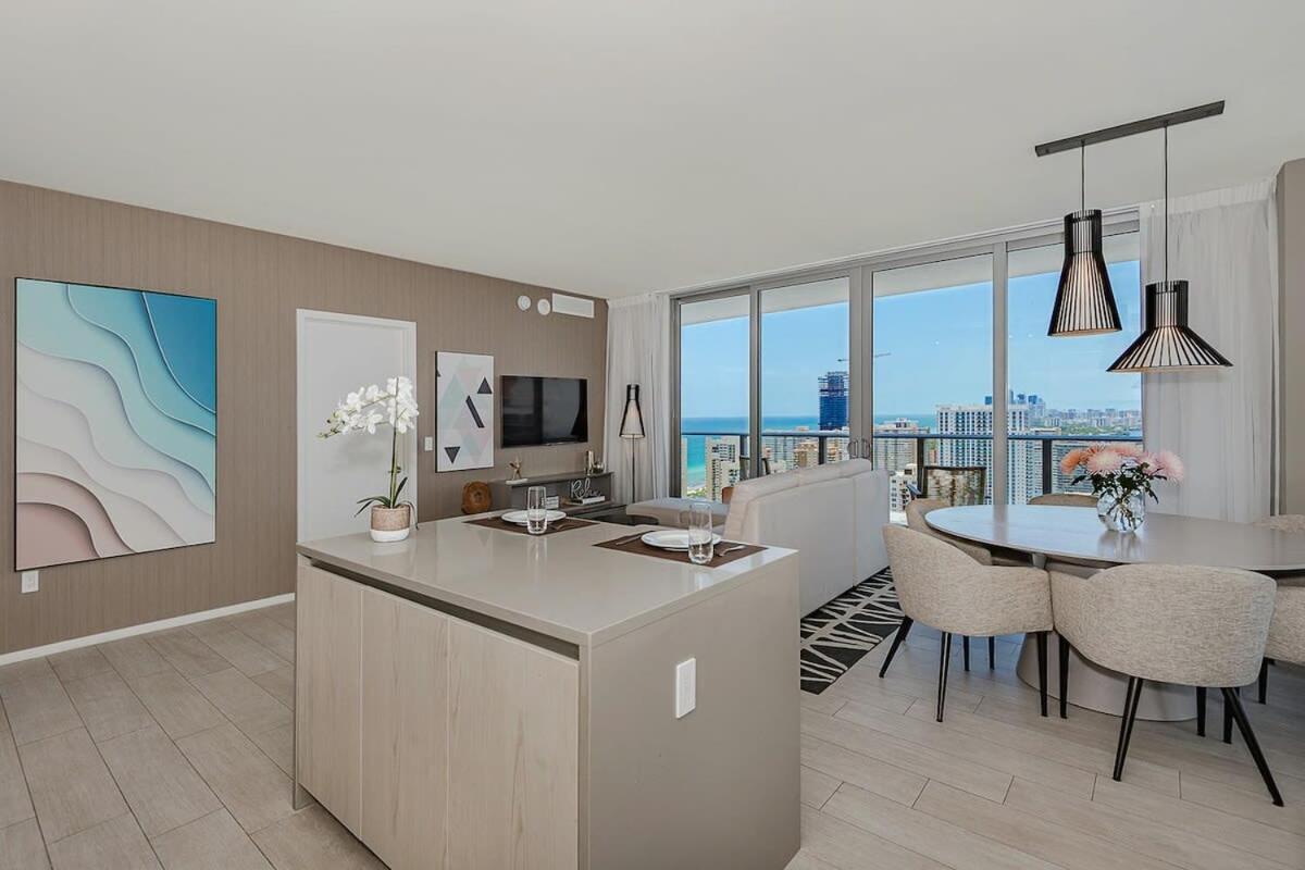 Apartamento Luxury With Stunning View, Balcony, Amazing Pools Hollywood Exterior foto