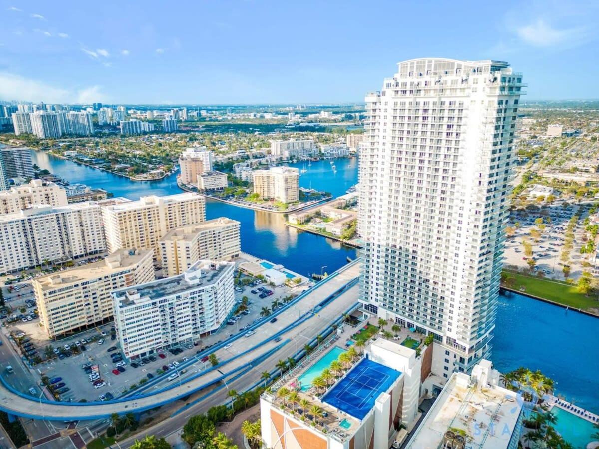 Apartamento Luxury With Stunning View, Balcony, Amazing Pools Hollywood Exterior foto