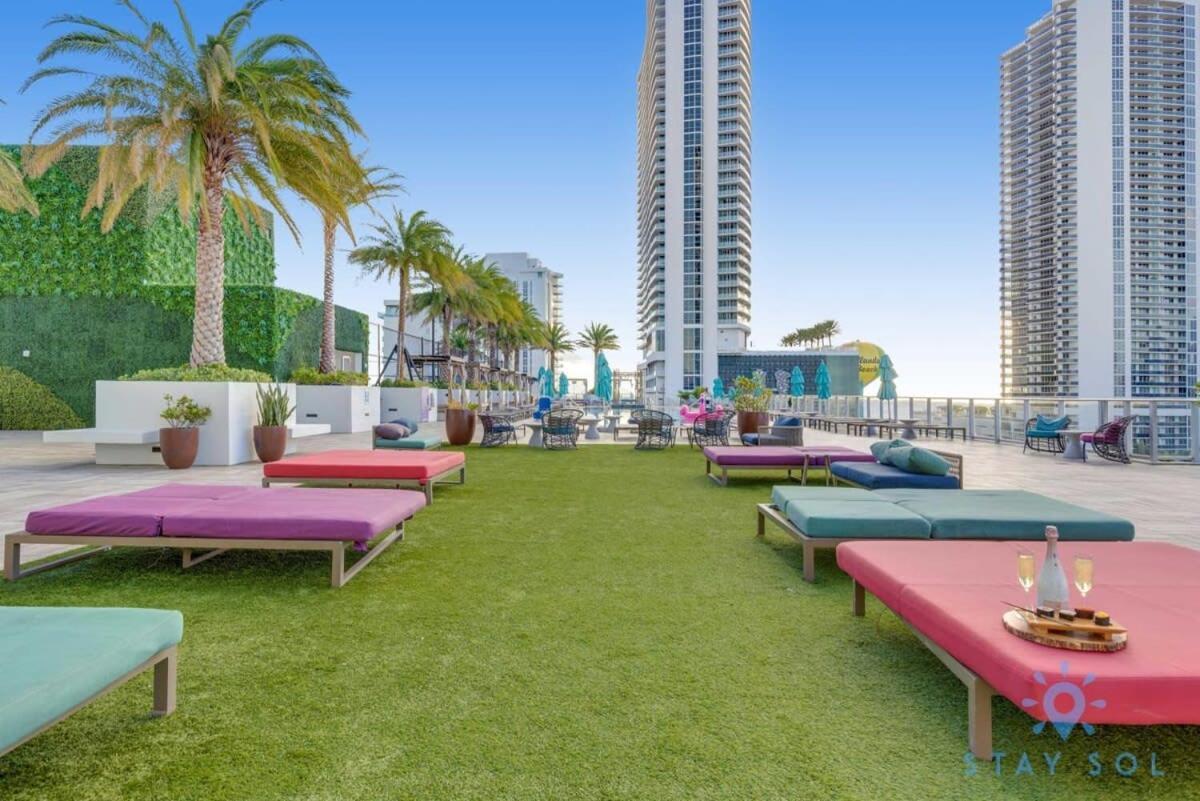 Apartamento Luxury With Stunning View, Balcony, Amazing Pools Hollywood Exterior foto